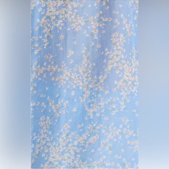 Papinelle
Cheri Blossom
Cotton & Silk
Crop Pajamas sz large $190 - Picture 4 of 5